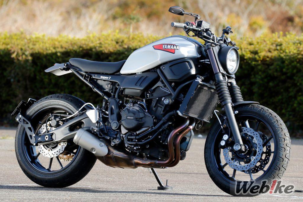 Spazzolare lo stile retrò con facilità: XSR700 Custom
