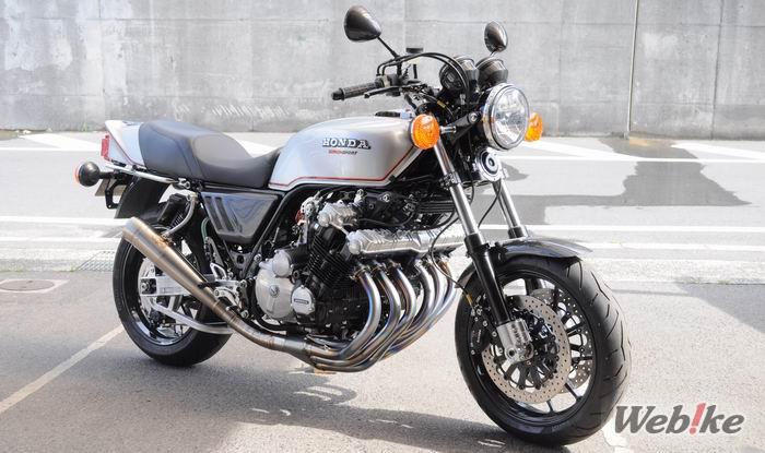 Ricerca del comfort di guida invece di un peso eccessivo: Honda CBX Custom