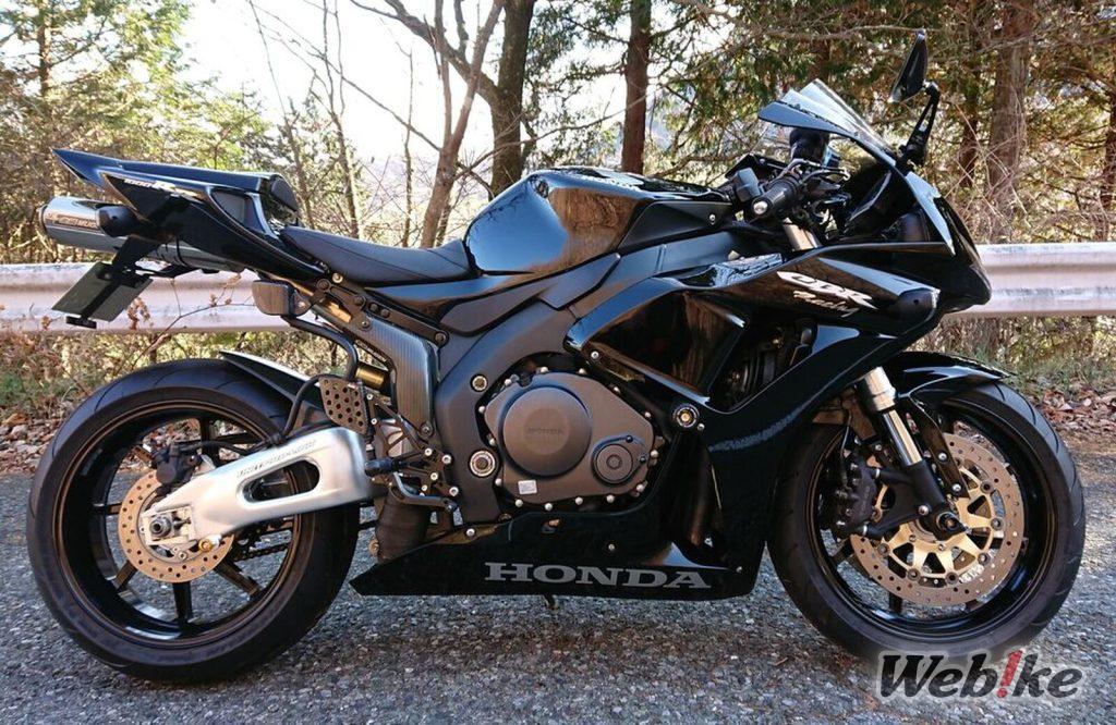 Stile sottocoda: HONDA CBR1000RR Custom