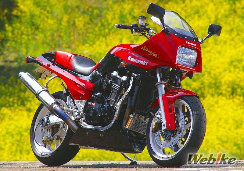 L’equilibrio perfetto: KAWASAKI GPZ900R Custom